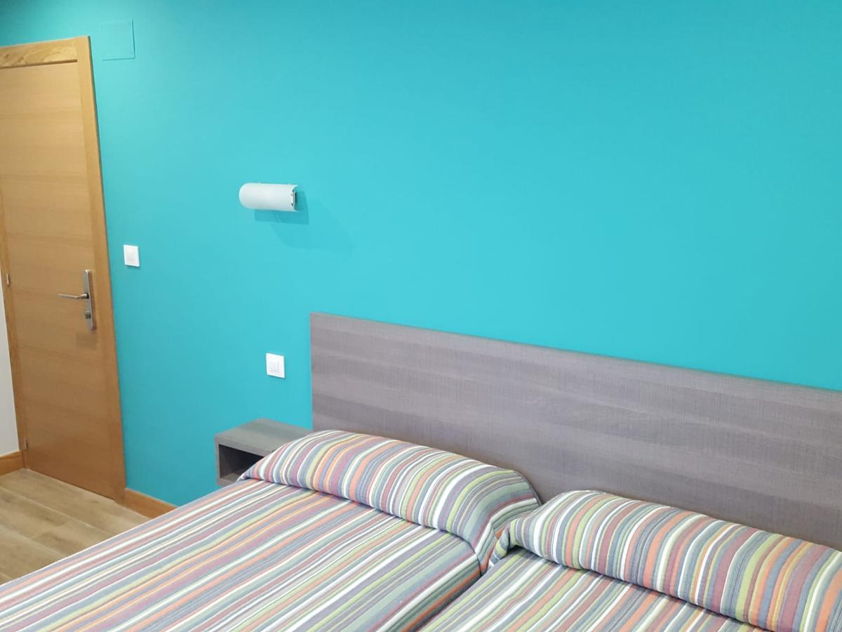 Hostal Rosi ลาเรโด ภายนอก รูปภาพ